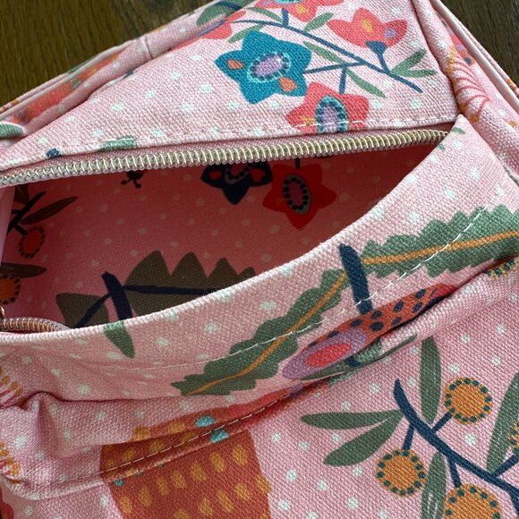 NWT jack & milly (MYER) Native Australia Floral Flowers Pink Fabric Backpack - Picture 4 of 4